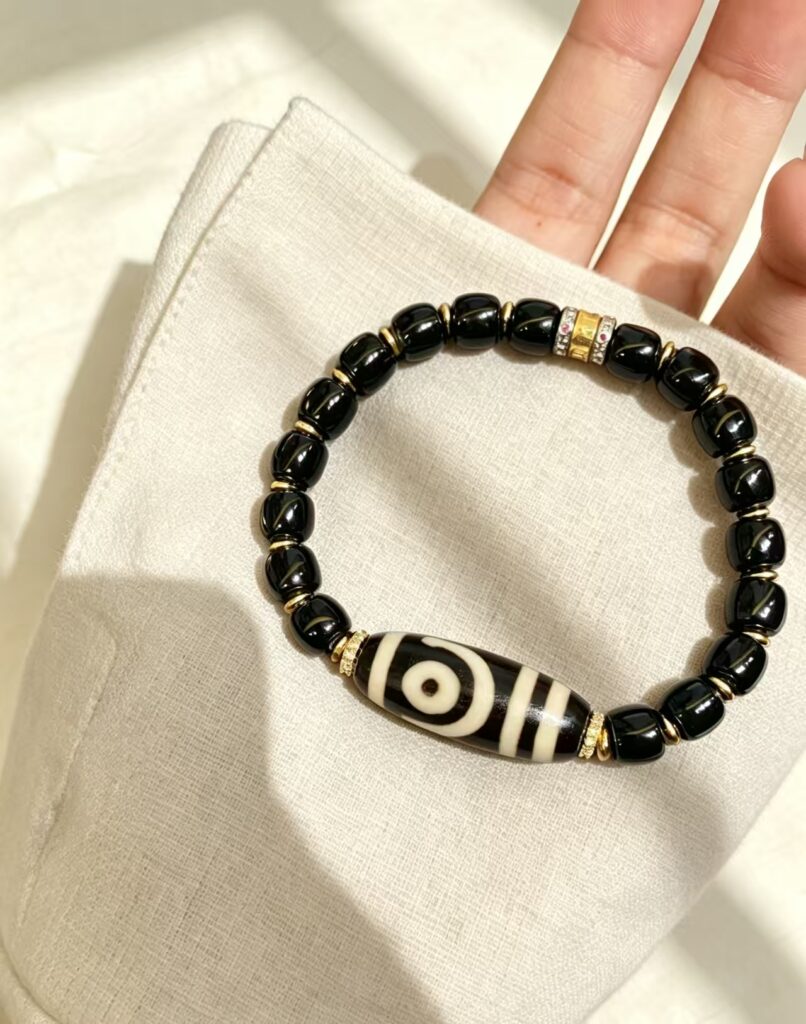 Harmony Two-Eyed Dzi Bracelet 07a4fd20031e315ba1dd762d947f1afc