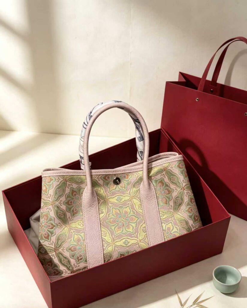 Mini Song Brocade Basket Tote fc5732cbda1302b6aabddab6a3208dfc